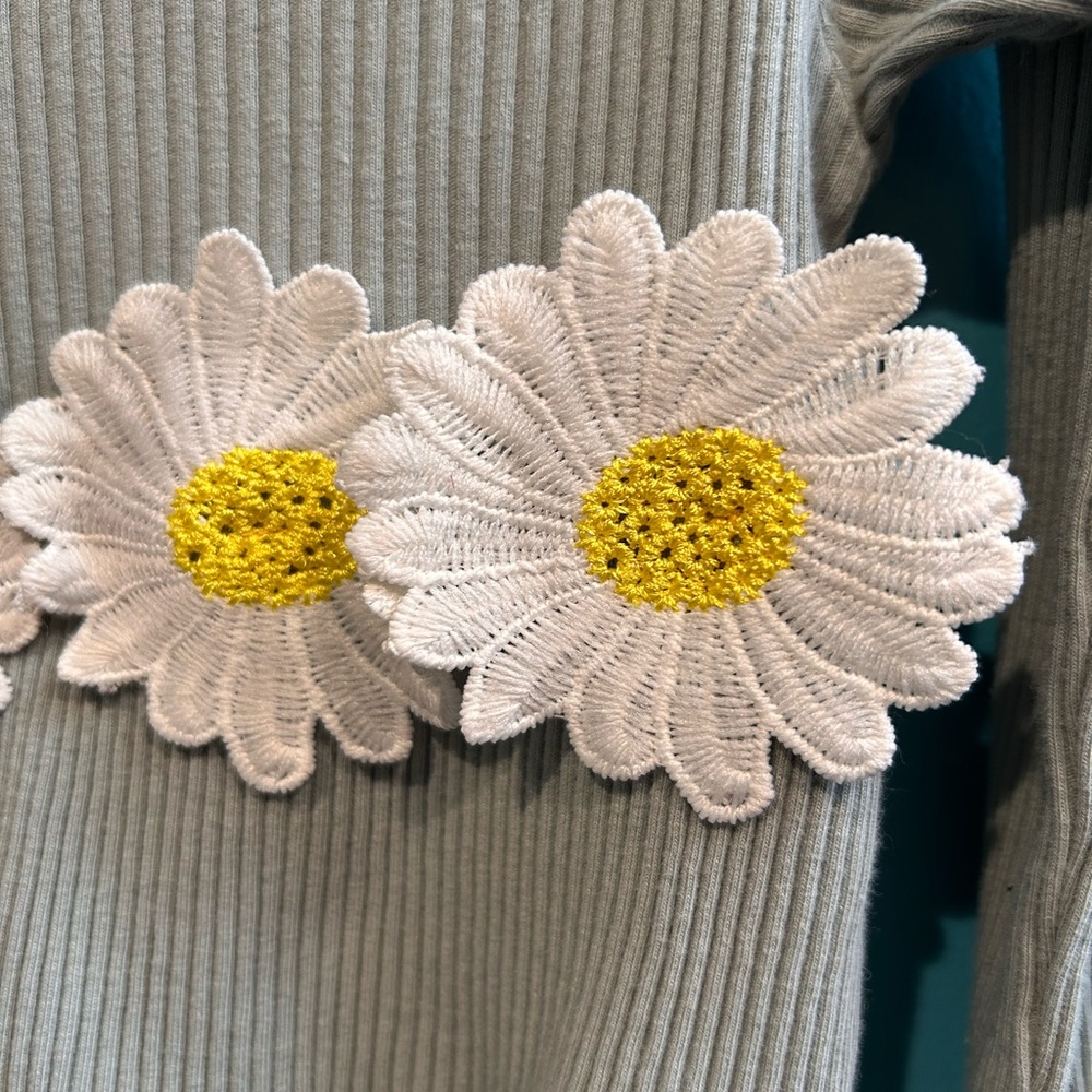 Daisy Appliqué Ruffle Spring Top - Picture 2 of 4